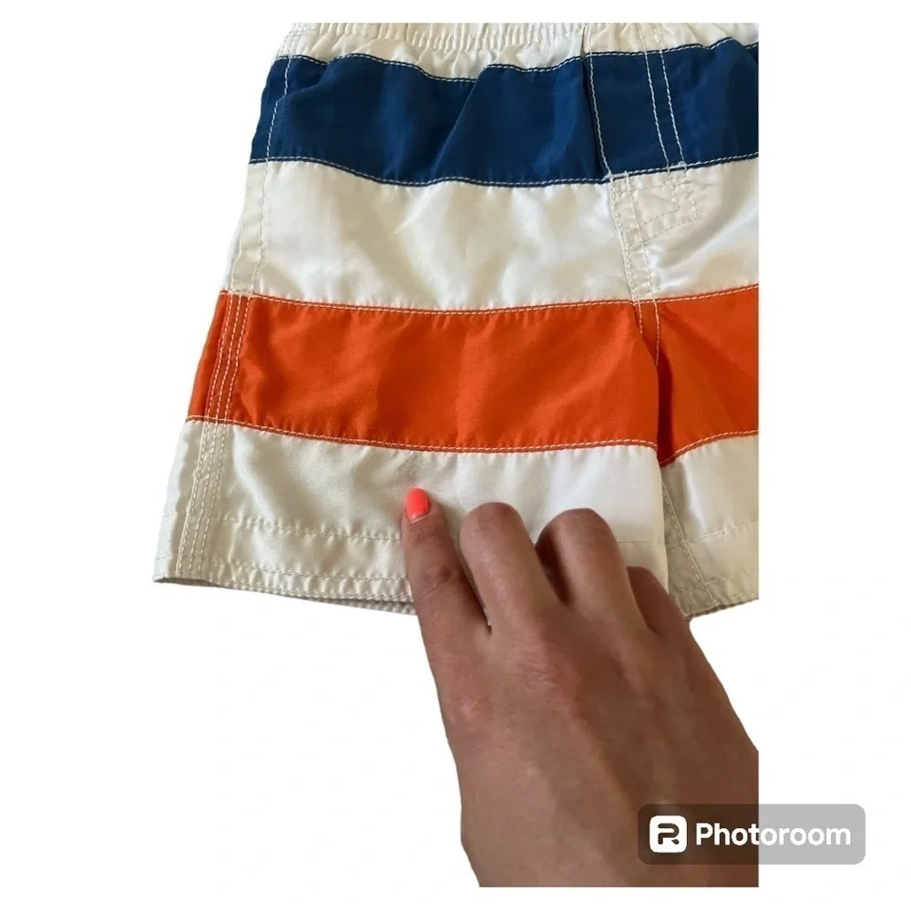 The Children’s Place baby boy pirate swim trunks 12-18 months - Picture 2 of 4